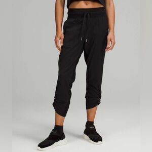 Lululemon Dance Studio Mid-Rise Crop 25" in Black